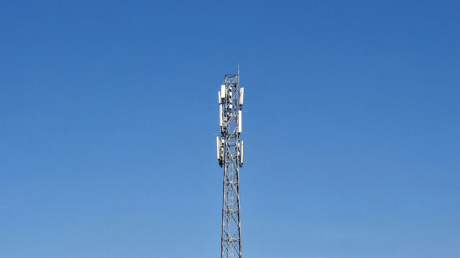 Mobilfunkanlagen im Kanton Glarus geprüft