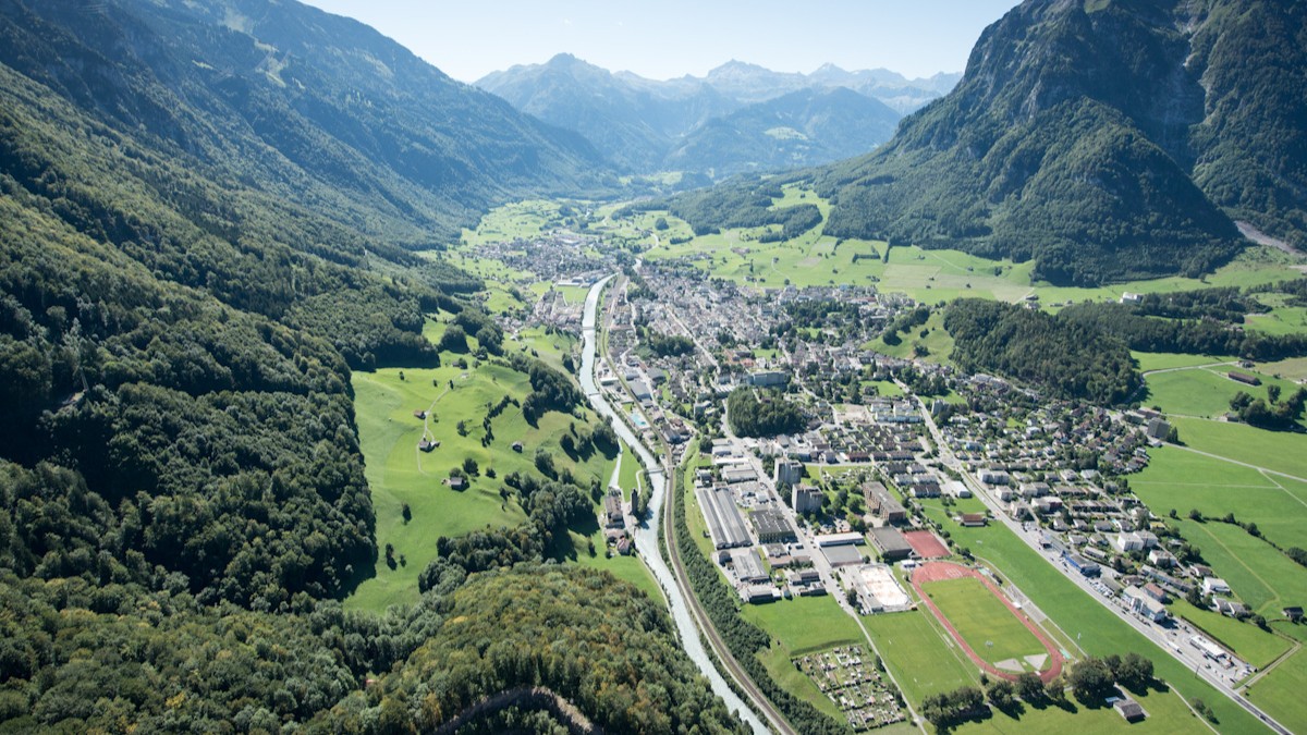 Braucht die Schweiz mehr Glarus?